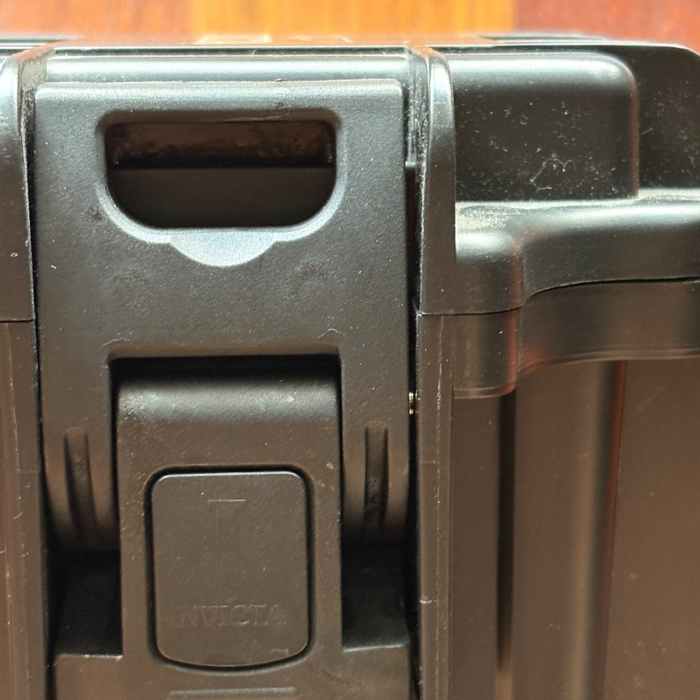 Invicta Watch Case - Picture 5 of 8